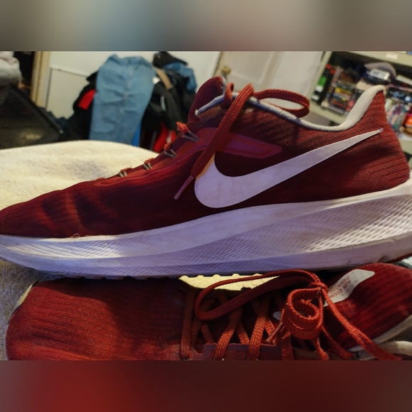 2022 Air Zoom Pegasus 39 Alabama Crimson Tide Size 15 used - Picture 2 of 4